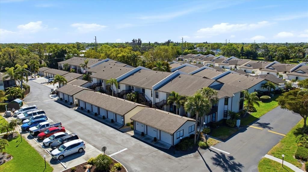 На продажу: $200,000 (2 спален, 2 ванн, 1240 Квадратных фут)