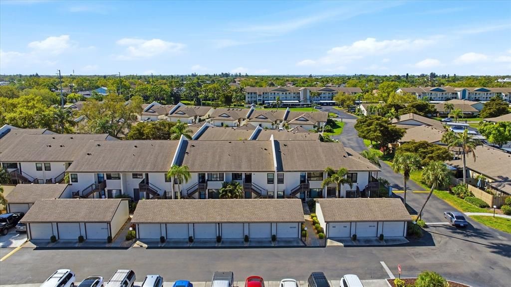 На продажу: $200,000 (2 спален, 2 ванн, 1240 Квадратных фут)