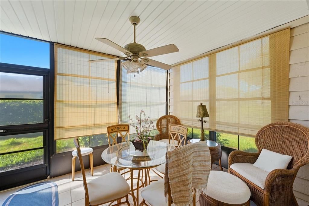 На продажу: $200,000 (2 спален, 2 ванн, 1240 Квадратных фут)