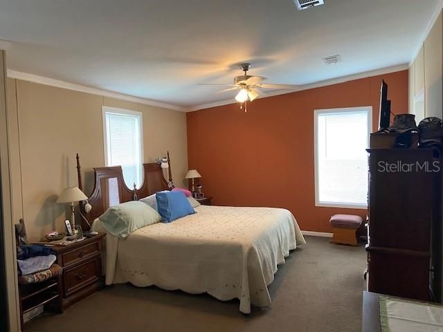 For Rent: $1,950 (3 beds, 2 baths, 2052 Square Feet)