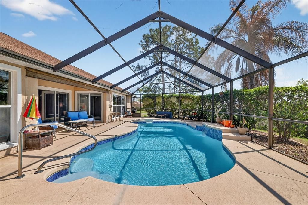 Active With Contract: $499,000 (3 beds, 3 baths, 2584 Square Feet)