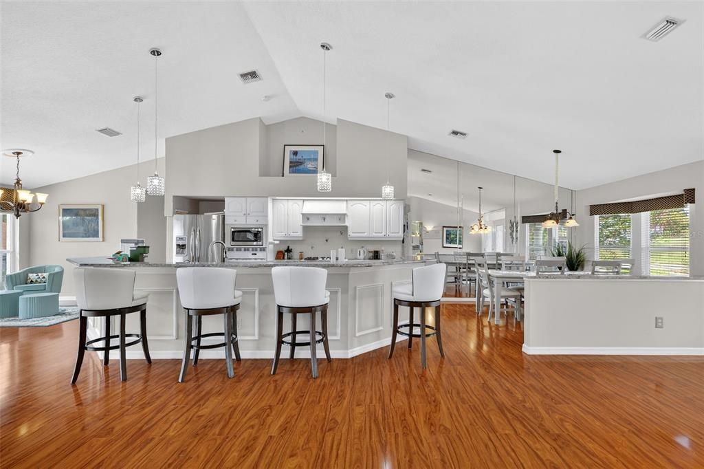 Active With Contract: $499,000 (3 beds, 3 baths, 2584 Square Feet)