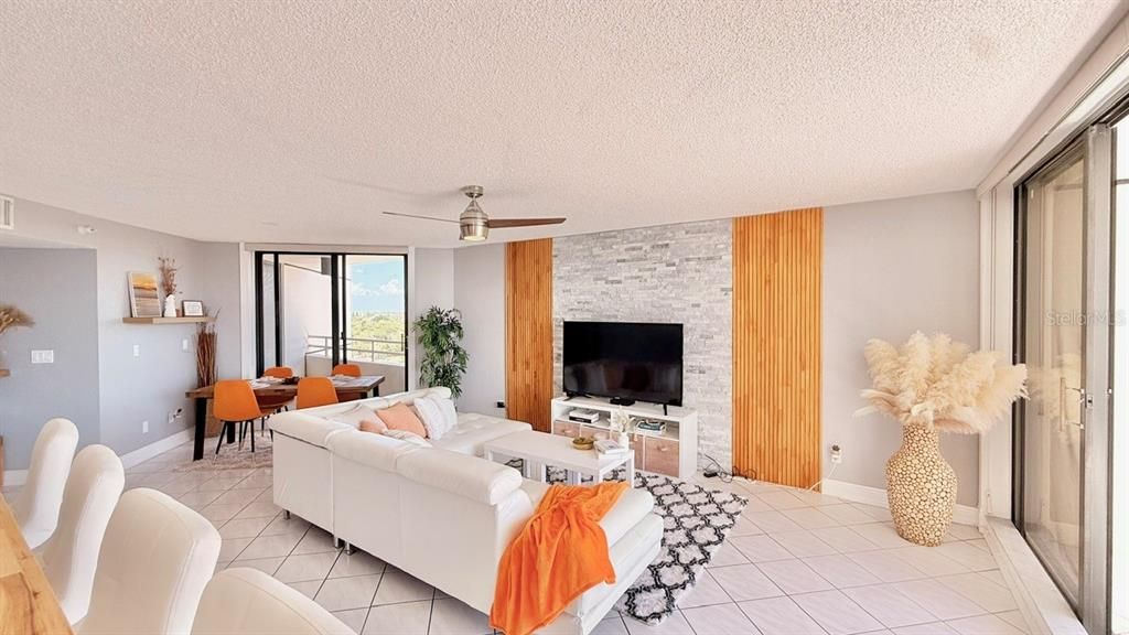 En Venta: $600,000 (2 camas, 2 baños, 1476 Pies cuadrados)