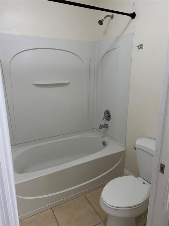 Activo con contrato: $209,900 (3 camas, 2 baños, 1204 Pies cuadrados)