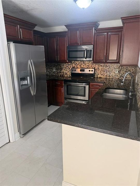 Activo con contrato: $209,900 (3 camas, 2 baños, 1204 Pies cuadrados)