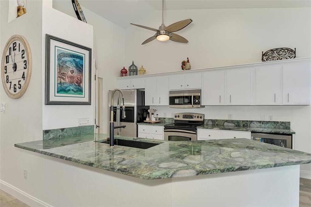 Active With Contract: $480,000 (3 beds, 2 baths, 1796 Square Feet)