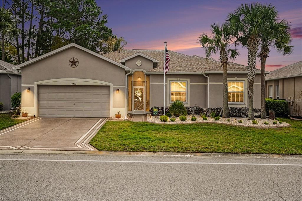 Active With Contract: $430,000 (3 beds, 2 baths, 2038 Square Feet)
