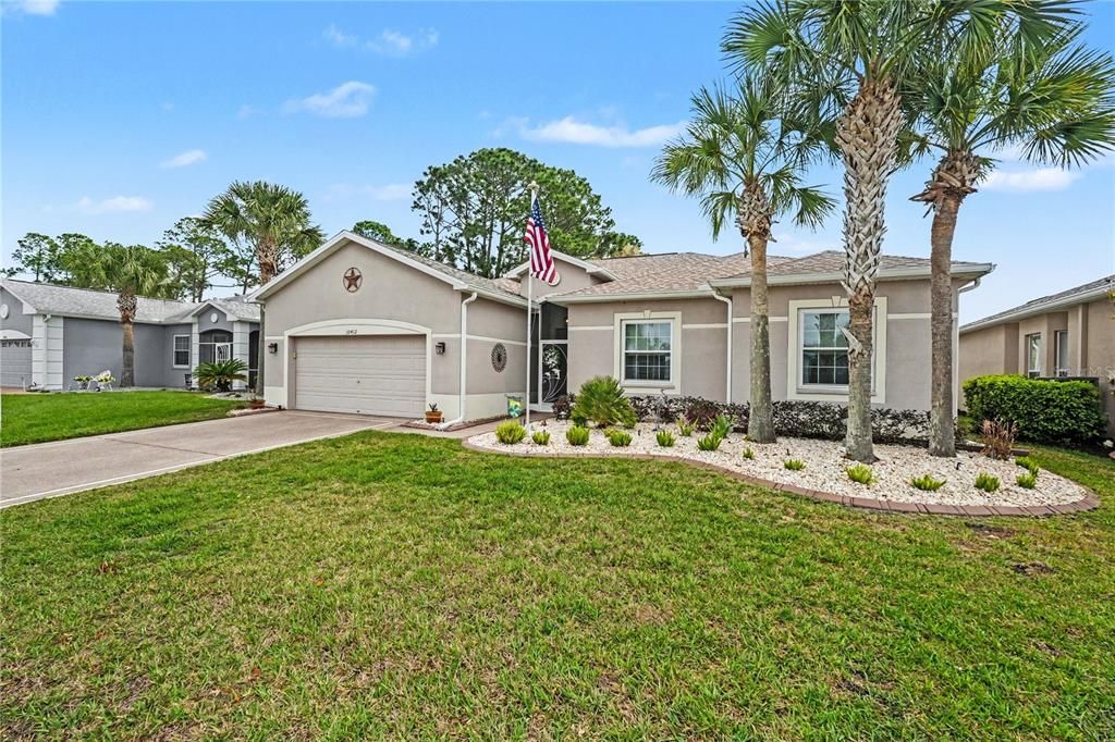 Active With Contract: $430,000 (3 beds, 2 baths, 2038 Square Feet)