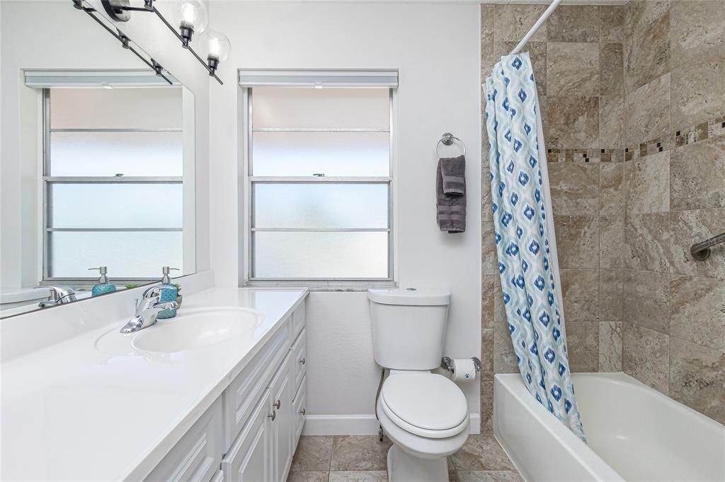 En Venta: $499,000 (2 camas, 1 baños, 1108 Pies cuadrados)