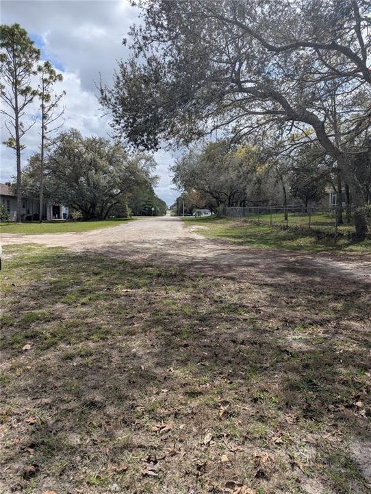 На продажу: $1,125,000 (15.20 acres)