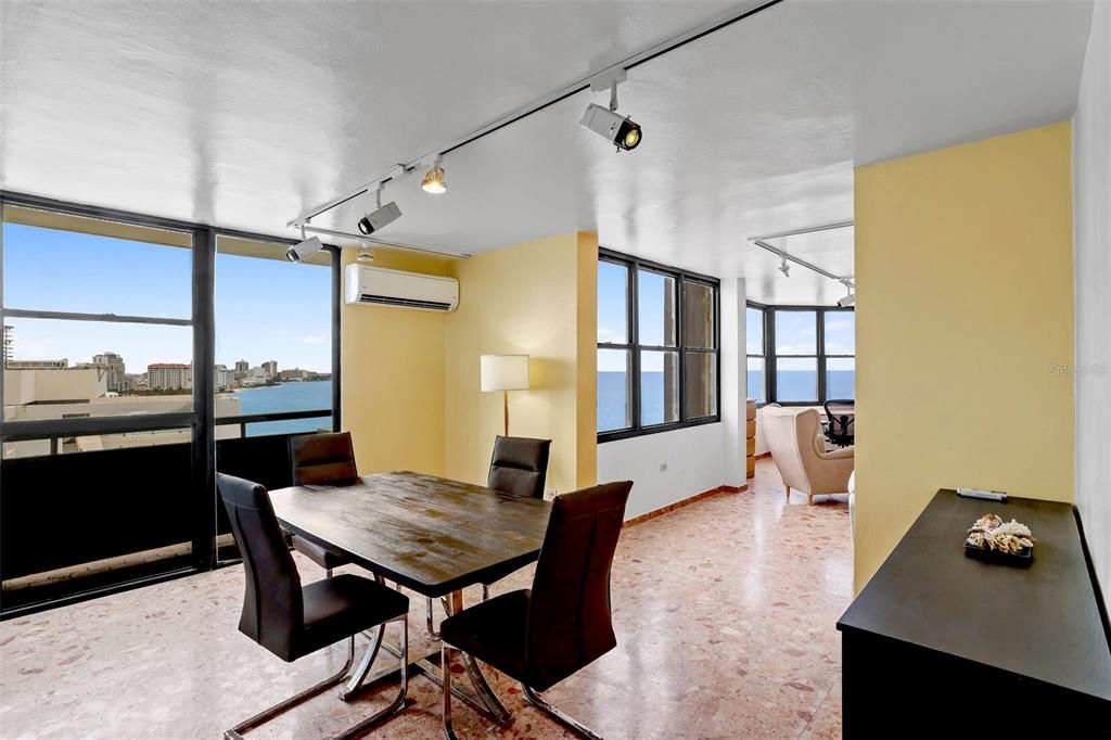 For Sale: $1,500,000 (2 beds, 2 baths, 1700 Square Feet)