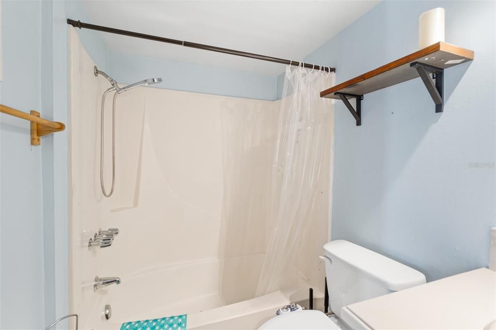 待售: $90,000 (1 贝兹, 1 浴室, 442 平方英尺)