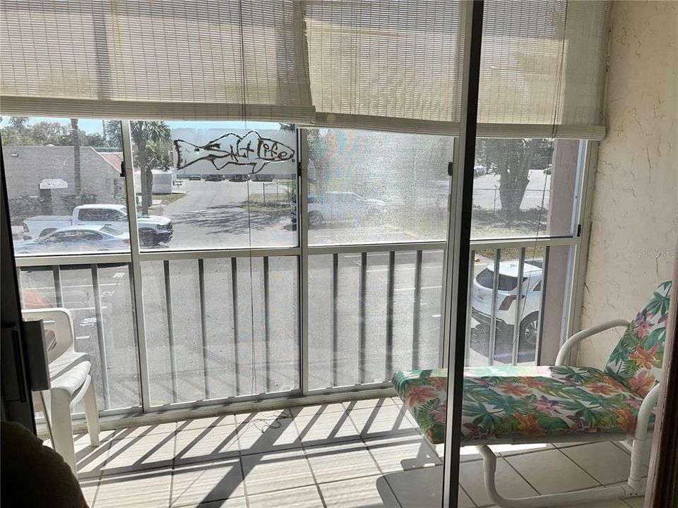 На продажу: $99,900 (1 спален, 1 ванн, 703 Квадратных фут)