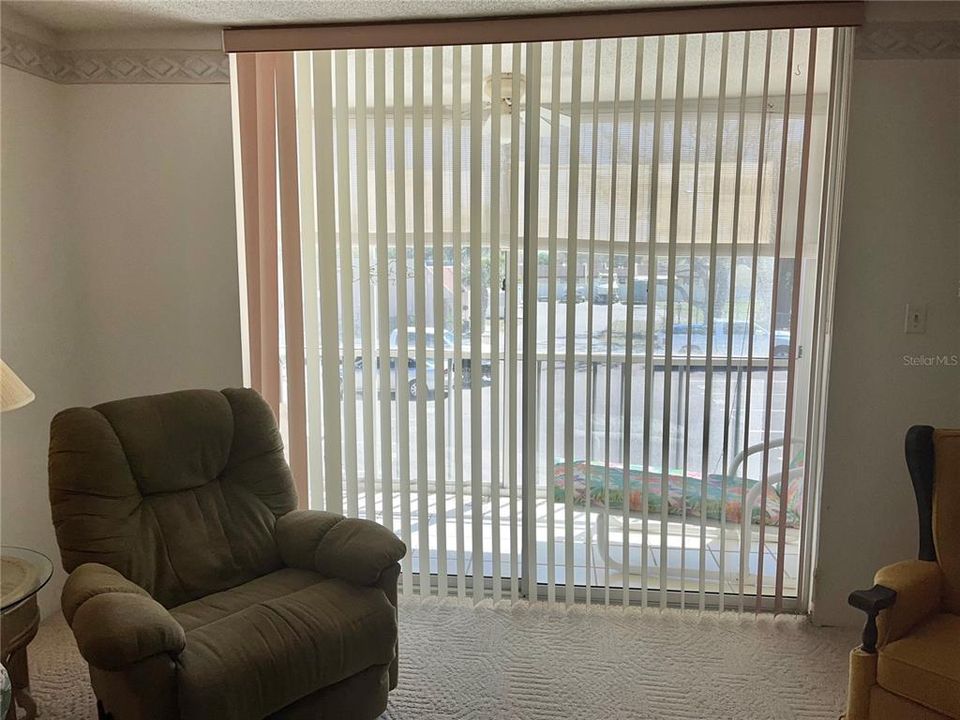 На продажу: $99,900 (1 спален, 1 ванн, 703 Квадратных фут)