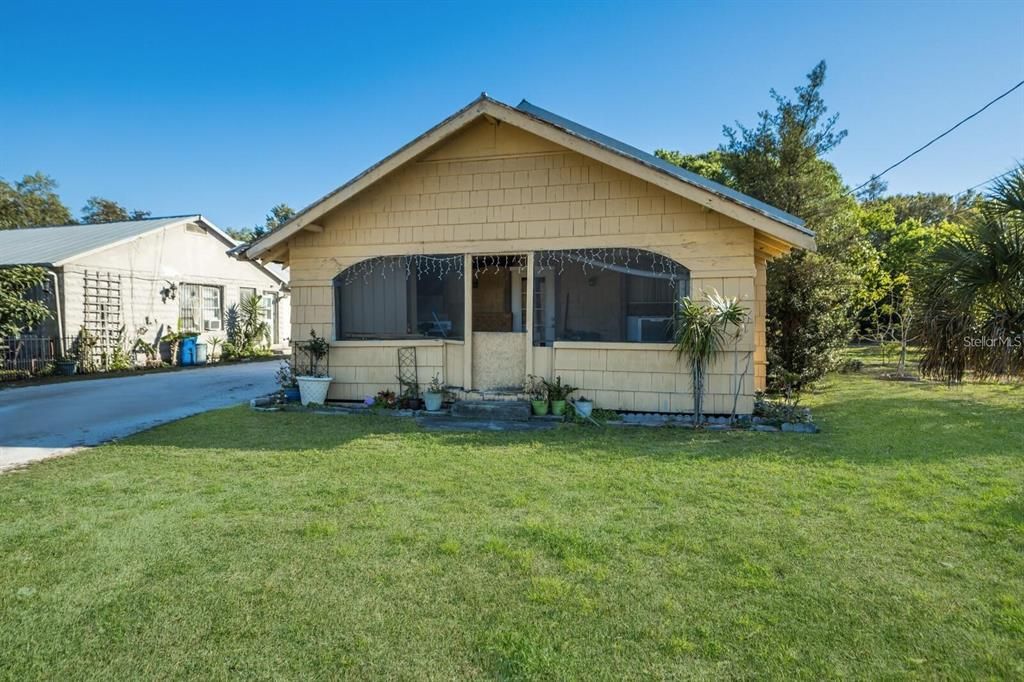 En Venta: $1,750,000 (6.48 acres)