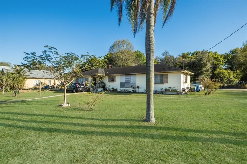 En Venta: $1,750,000 (6.48 acres)