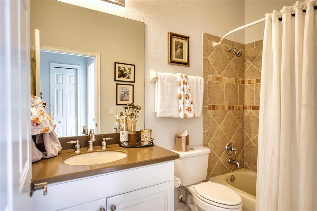 For Rent: $6,800 (2 beds, 2 baths, 1430 Square Feet)