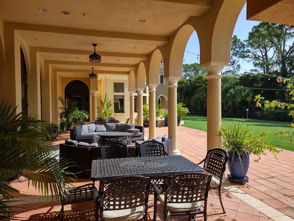 For Rent: $6,800 (2 beds, 2 baths, 1430 Square Feet)