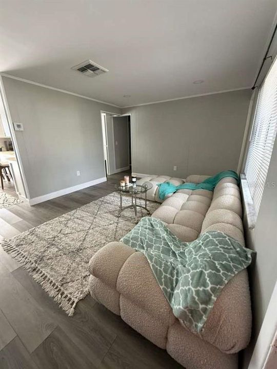 В аренду: $4,500 (3 спален, 2 ванн, 1445 Квадратных фут)