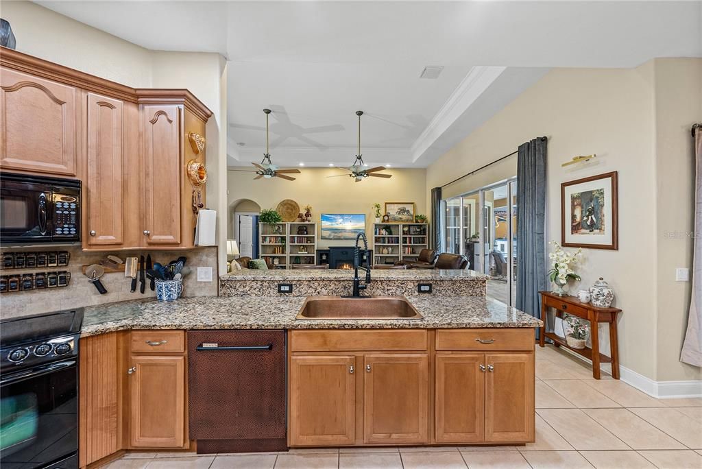 En Venta: $1,599,000 (3 camas, 3 baños, 4169 Pies cuadrados)
