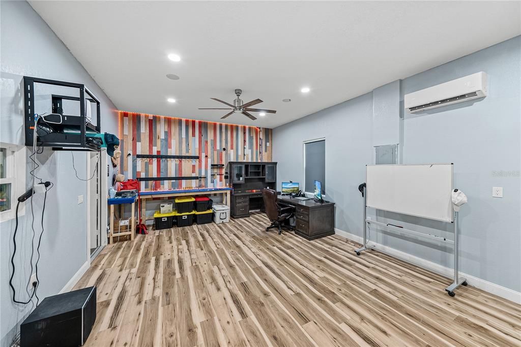 En Venta: $1,599,000 (3 camas, 3 baños, 4169 Pies cuadrados)