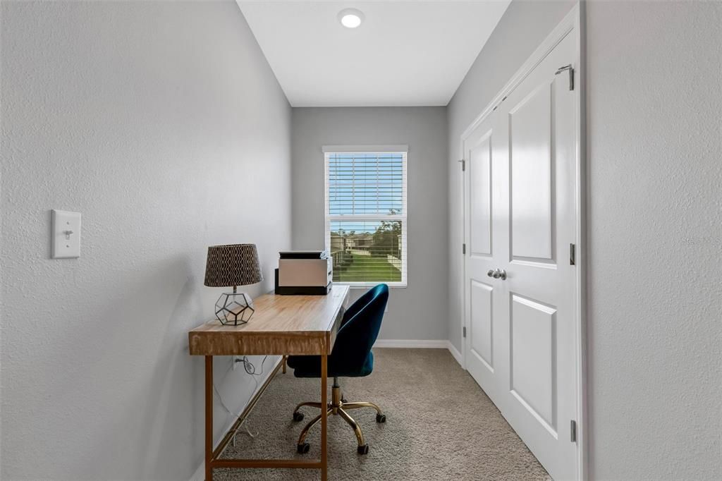For Sale: $375,900 (3 beds, 2 baths, 1725 Square Feet)