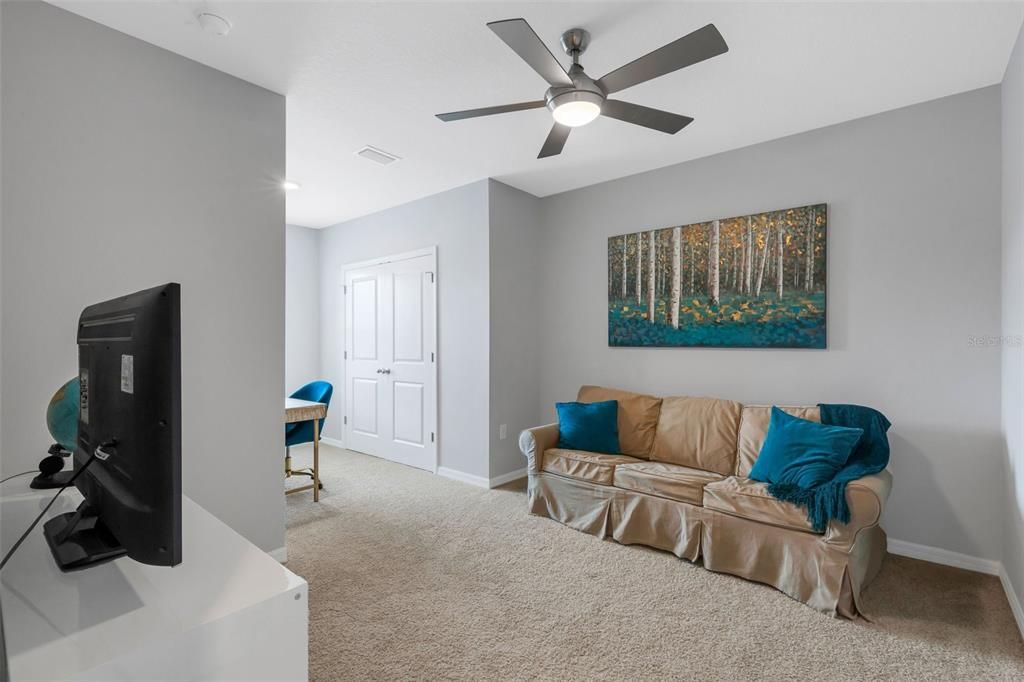 For Sale: $375,900 (3 beds, 2 baths, 1725 Square Feet)