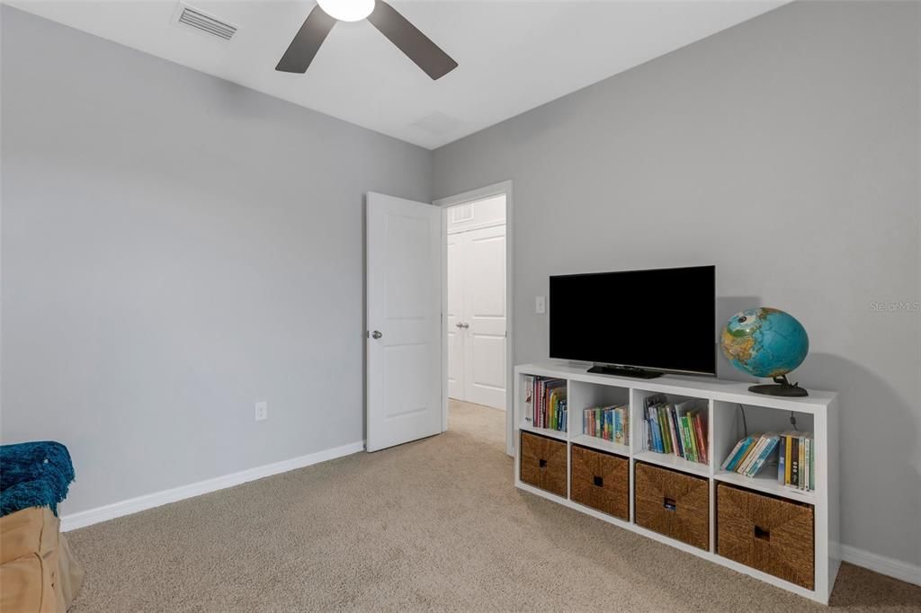 For Sale: $375,900 (3 beds, 2 baths, 1725 Square Feet)