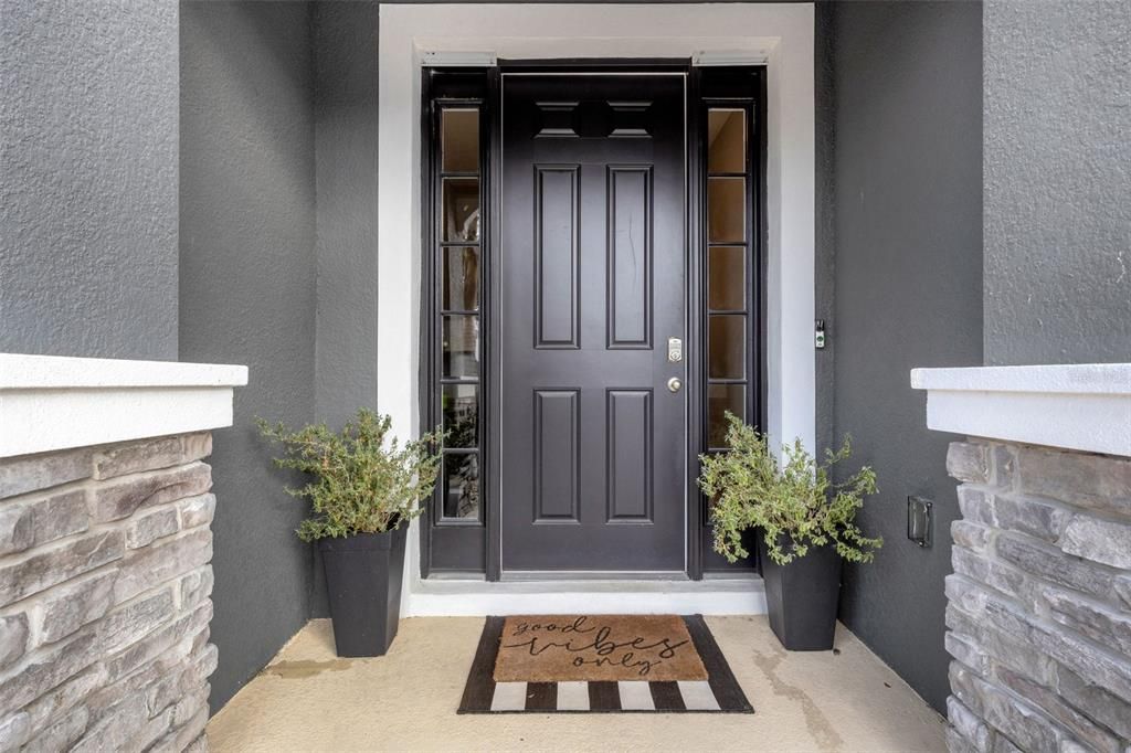 For Sale: $375,900 (3 beds, 2 baths, 1725 Square Feet)
