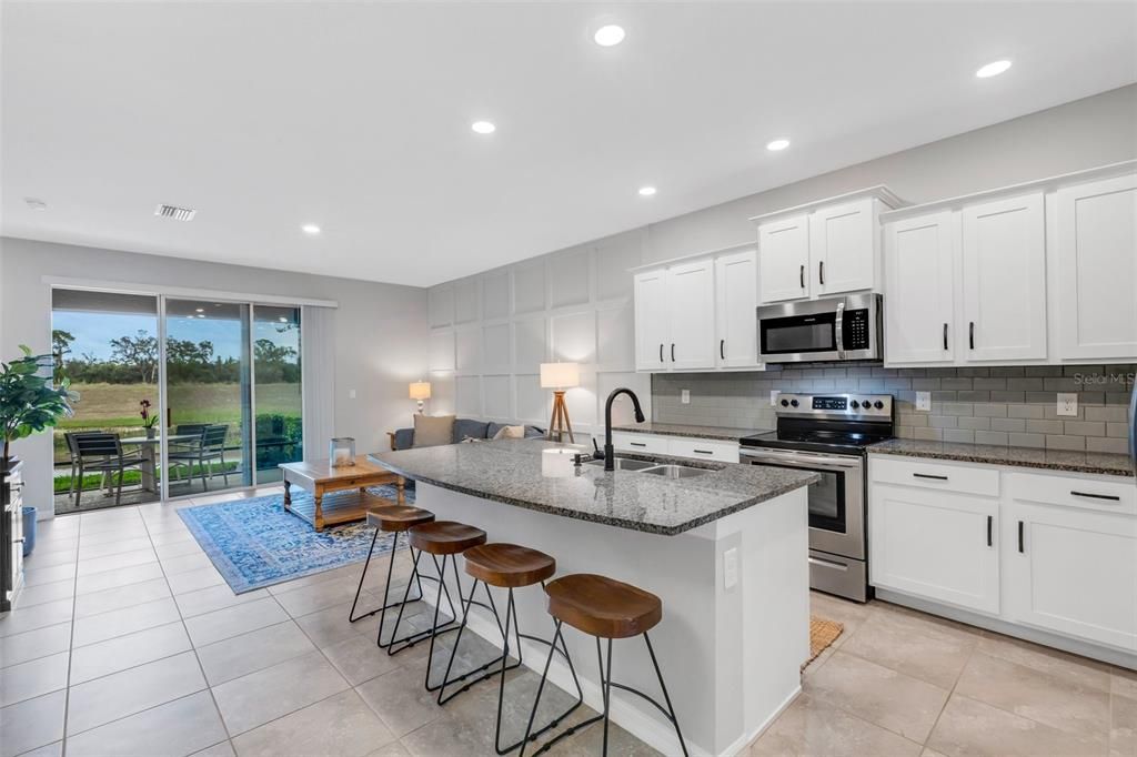 For Sale: $375,900 (3 beds, 2 baths, 1725 Square Feet)