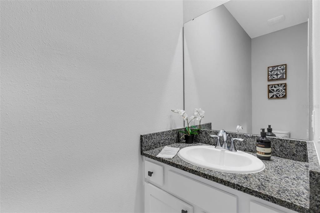For Sale: $375,900 (3 beds, 2 baths, 1725 Square Feet)