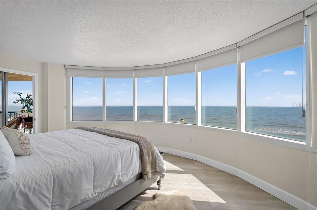 На продажу: $599,900 (2 спален, 2 ванн, 1275 Квадратных фут)