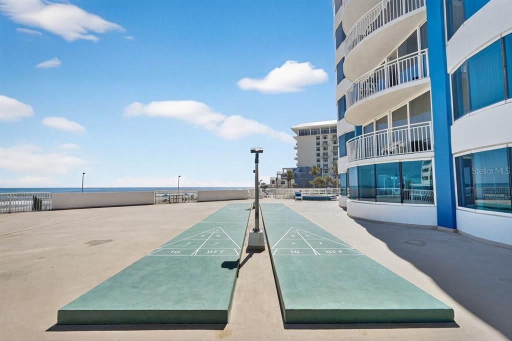 На продажу: $599,900 (2 спален, 2 ванн, 1275 Квадратных фут)