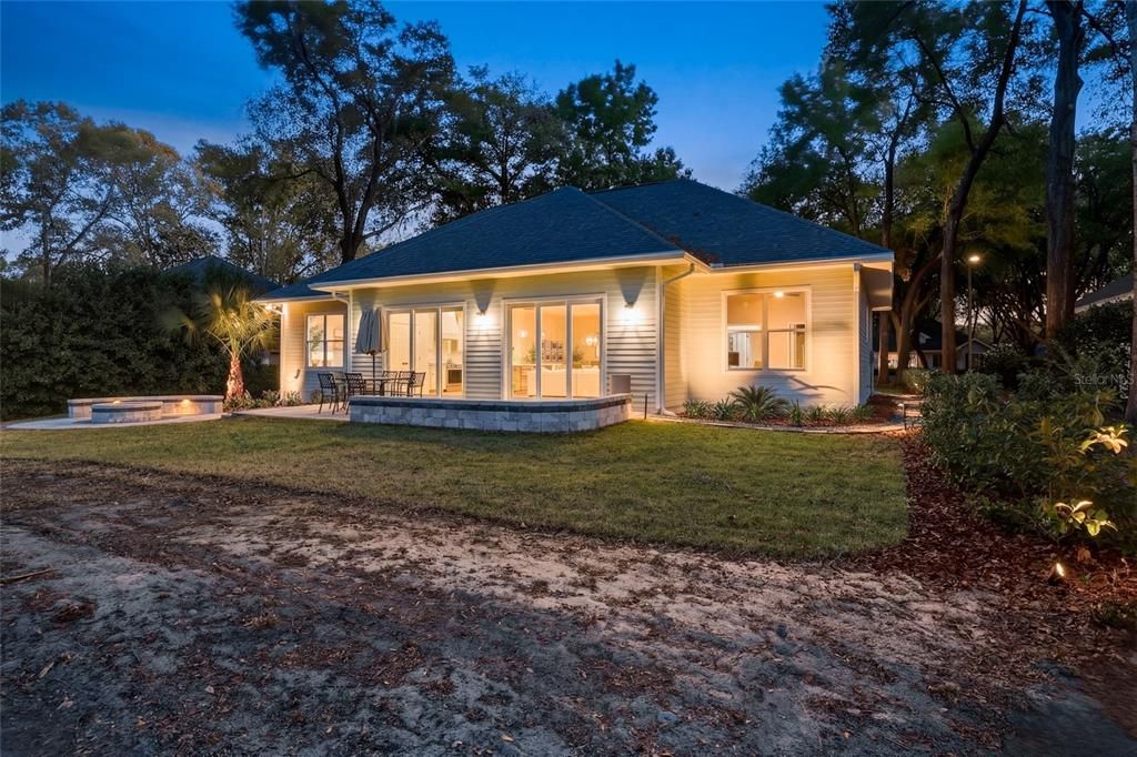 На продажу: $899,000 (4 спален, 3 ванн, 2670 Квадратных фут)