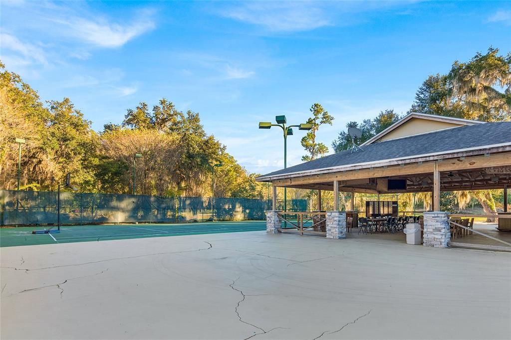 На продажу: $899,000 (4 спален, 3 ванн, 2670 Квадратных фут)