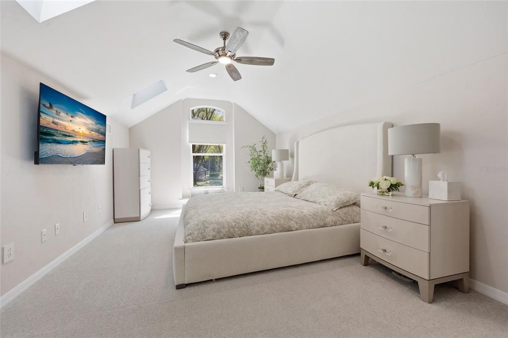 На продажу: $899,000 (4 спален, 3 ванн, 2670 Квадратных фут)