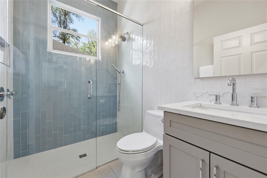 На продажу: $899,000 (4 спален, 3 ванн, 2670 Квадратных фут)