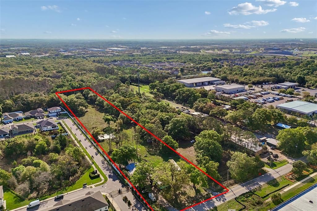 En Venta: $2,000,000 (4.95 acres)