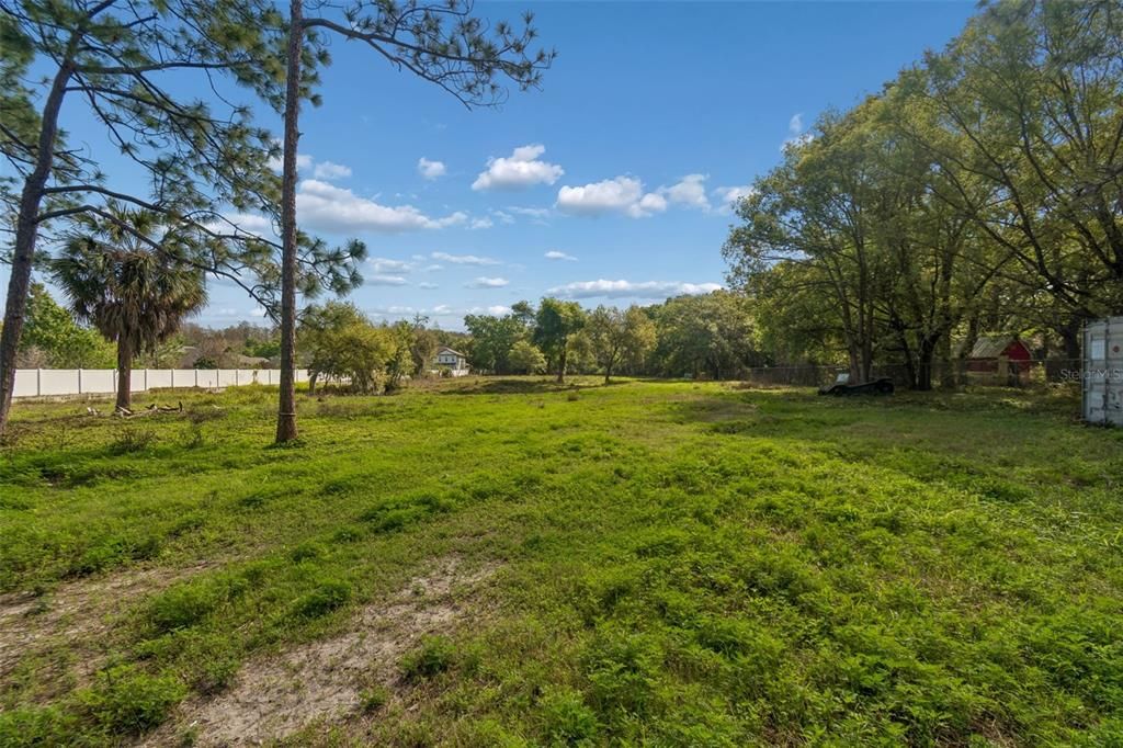 En Venta: $2,000,000 (4.95 acres)