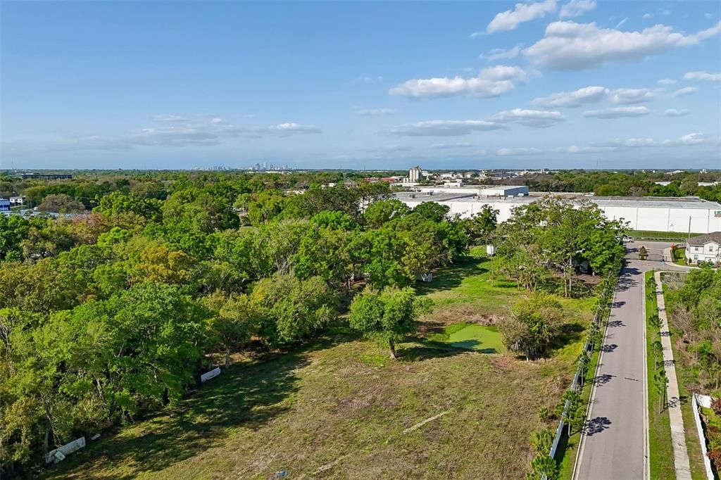 En Venta: $2,000,000 (4.95 acres)