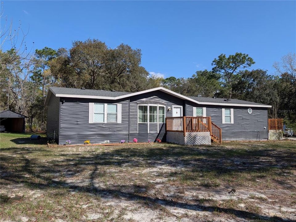Recently Sold: $229,900 (3 beds, 2 baths, 1720 Square Feet)