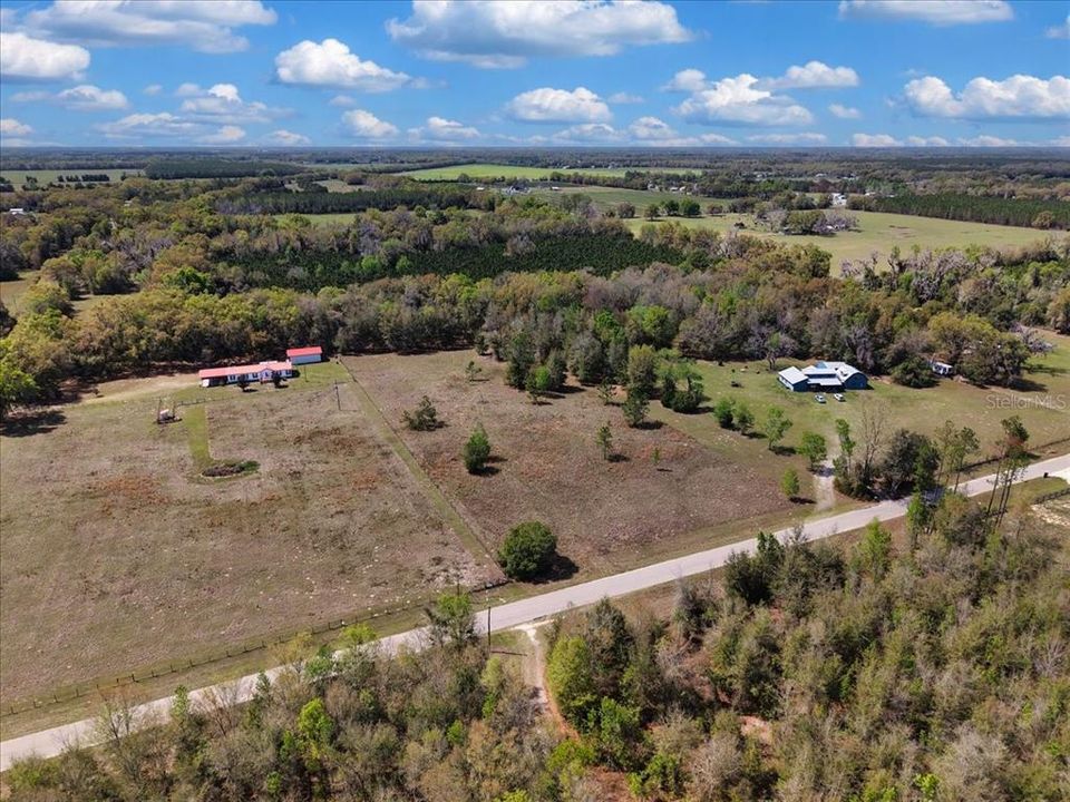 На продажу: $99,900 (4.25 acres)