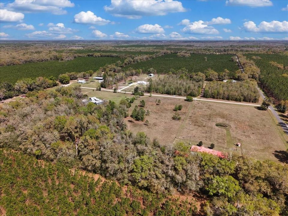 На продажу: $99,900 (4.25 acres)