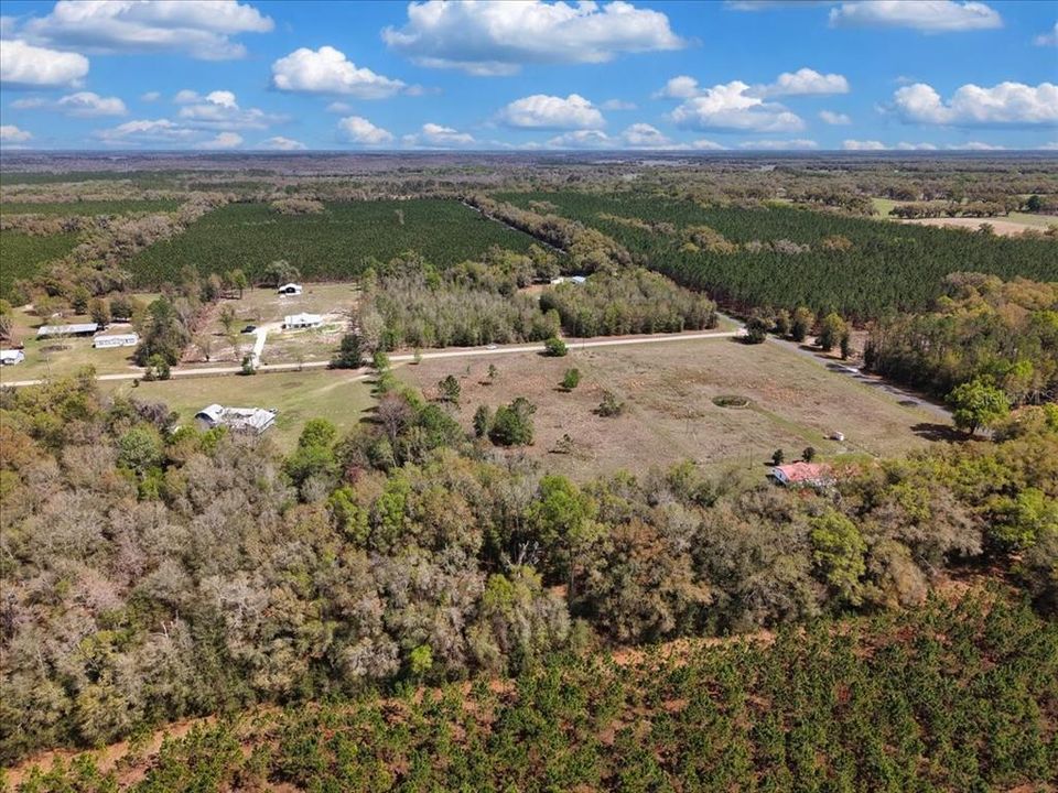 На продажу: $99,900 (4.25 acres)