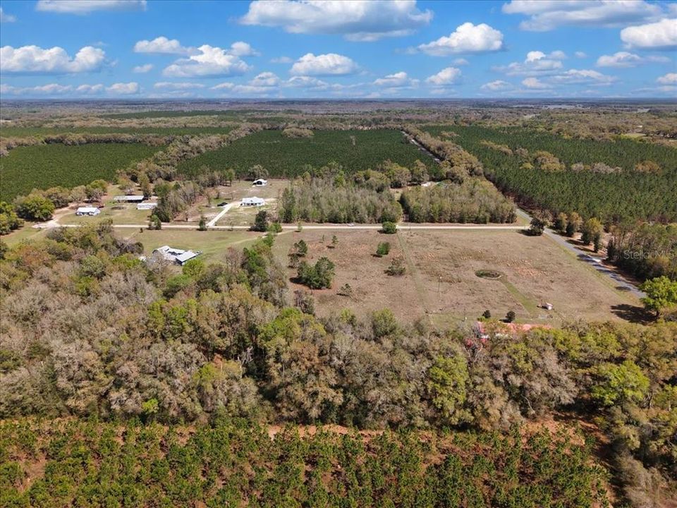На продажу: $99,900 (4.25 acres)