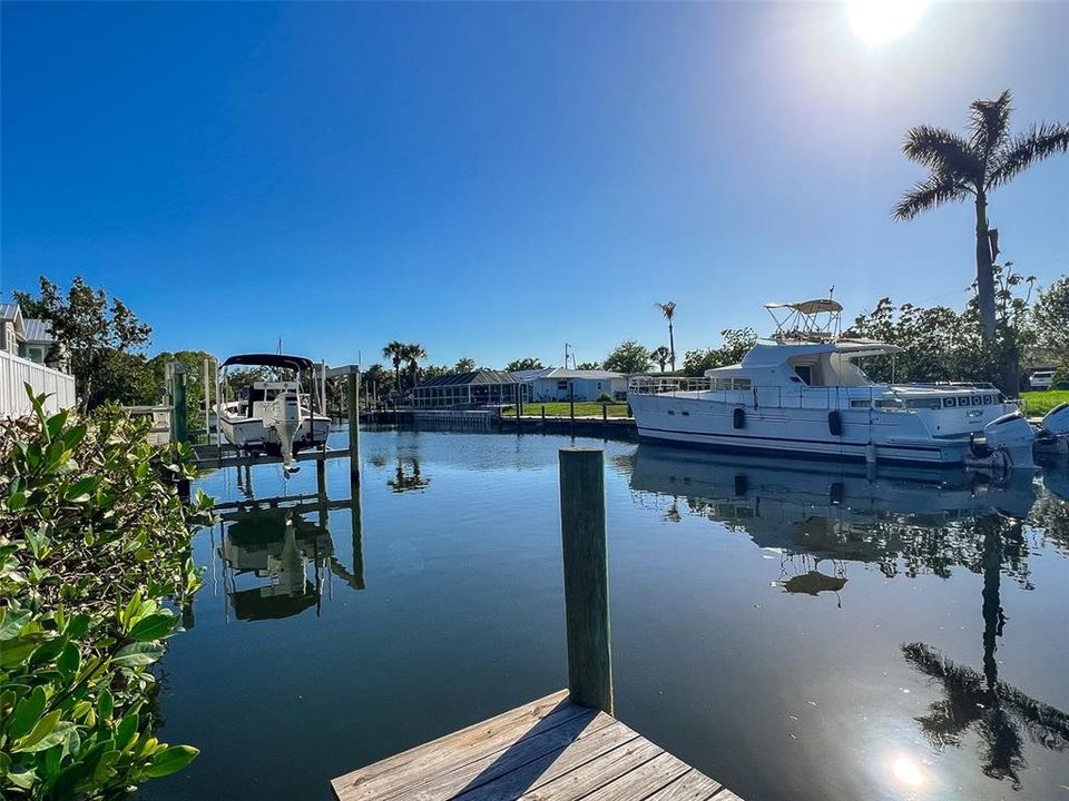待售: $375,000 (0.23 acres)
