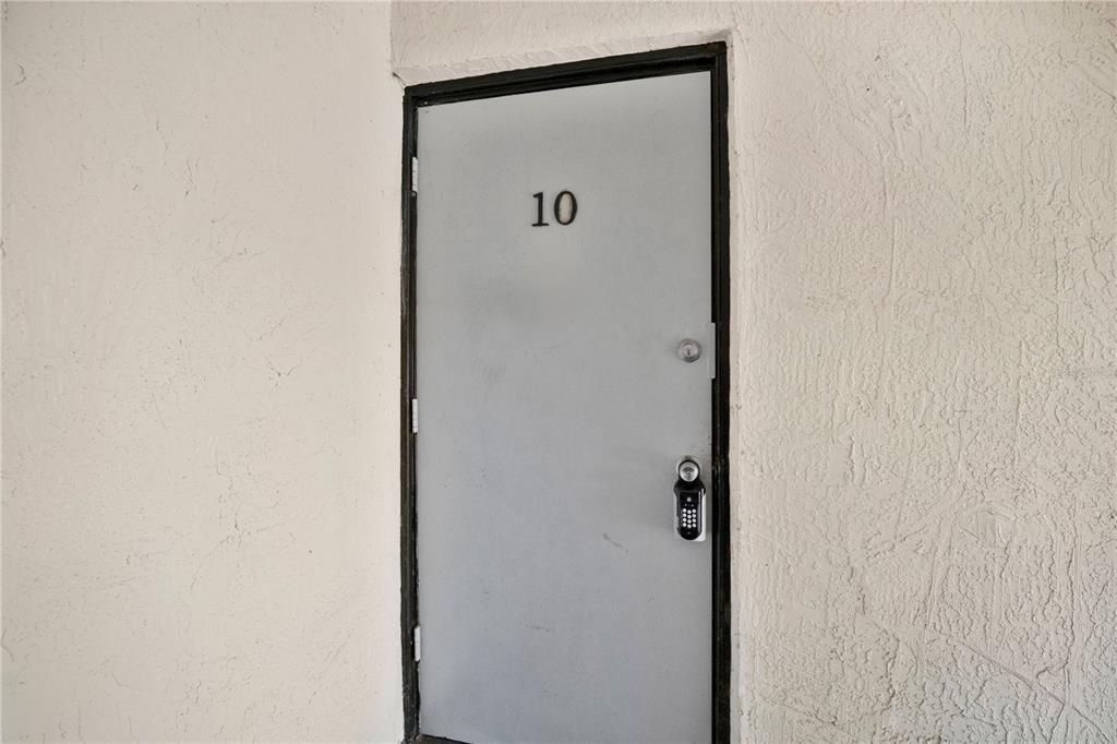 En Venta: $145,000 (2 camas, 1 baños, 850 Pies cuadrados)