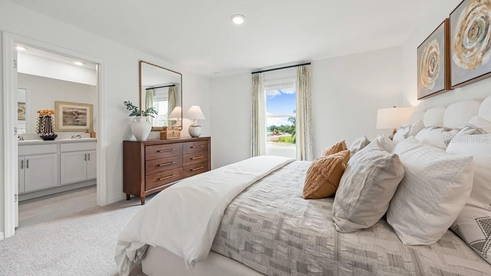 Active With Contract: $388,834 (3 beds, 2 baths, 1558 Square Feet)