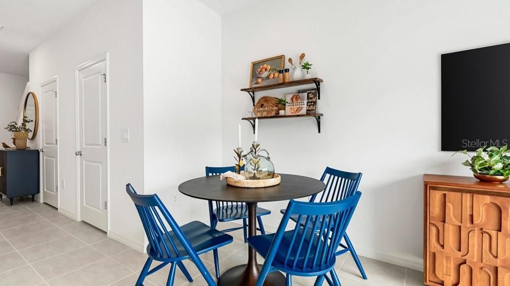 Active With Contract: $388,834 (3 beds, 2 baths, 1558 Square Feet)