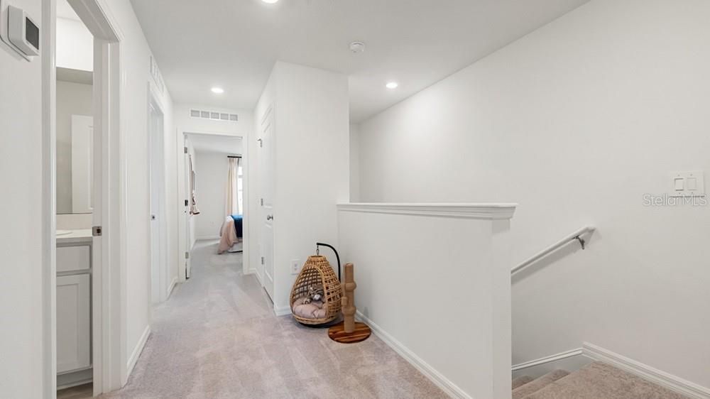 Active With Contract: $388,834 (3 beds, 2 baths, 1558 Square Feet)